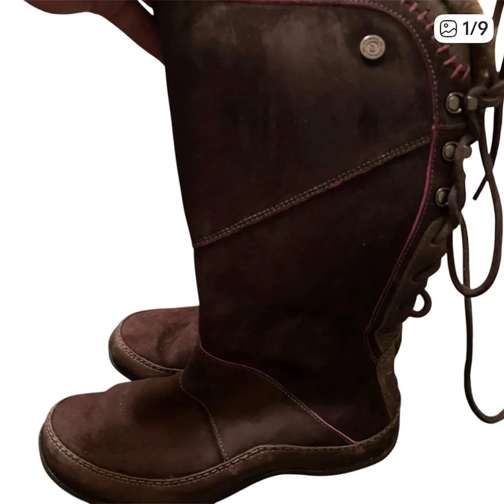 The north face primaloft  lace up suede winter boot brown size 6.5
